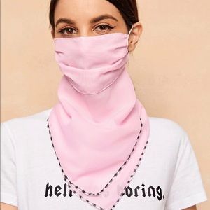 Face cover convertible to scarf. Very comfortable